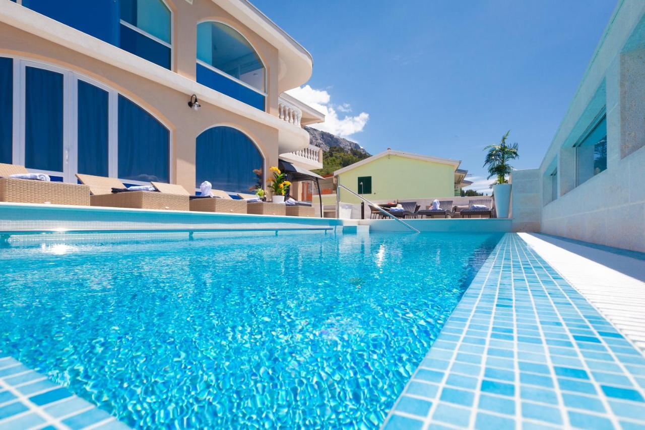 Ela Apartment Makarska